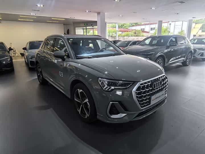 Audi Q3, 2025 — фото 3 из 9