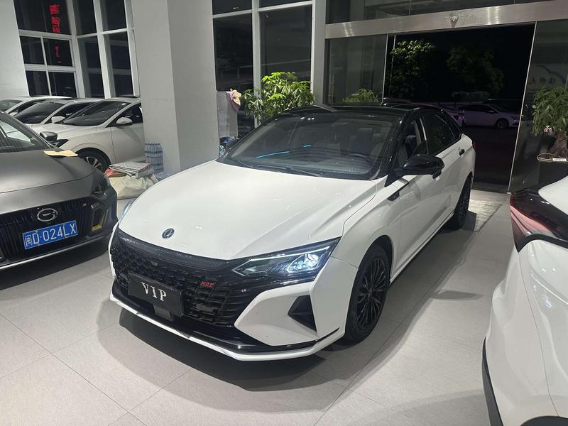 Dongfeng Aeolus Yixuan Max, 2021 — купить в Орле под ключ