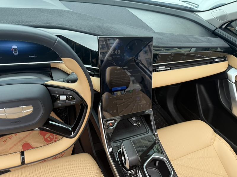 Geely Atlas L, 2022 — фото 7 из 11