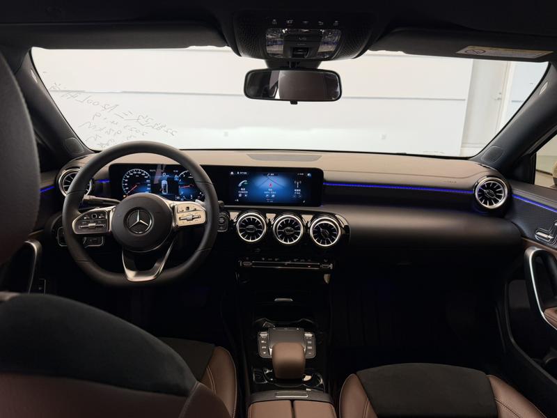 Mercedes-Benz A-Class, 2023 — фото 8 из 12