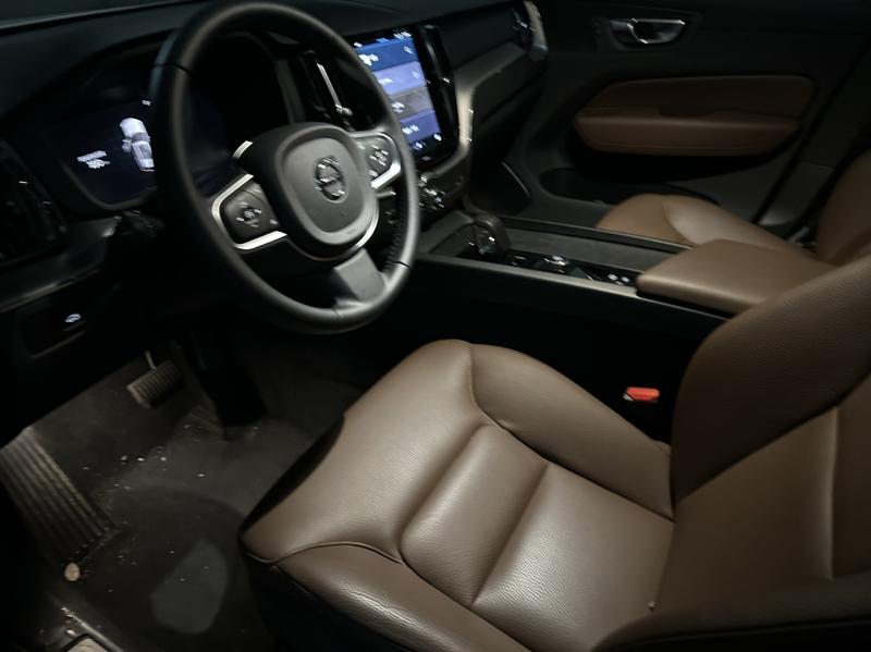 Volvo XC60, 2025 — фото 12 из 12
