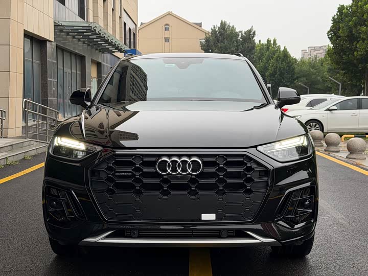 Audi Q5L, 2024 — фото 2 из 9