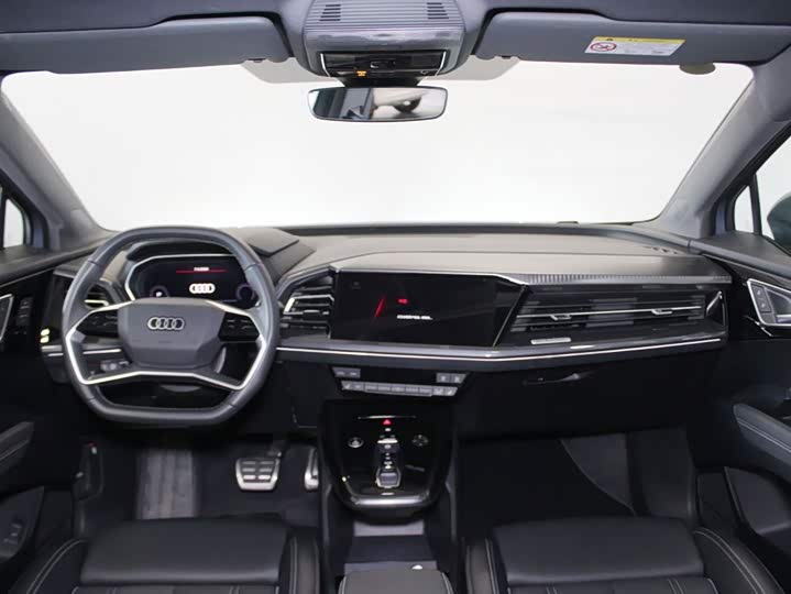Audi Q4 e-tron, 2024 — фото 9 из 9