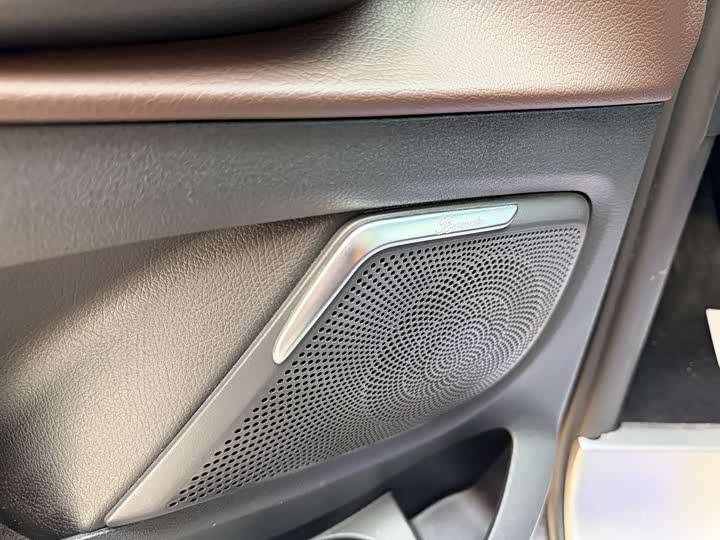 Mercedes-Benz V-Class, 2021 — фото 7 из 9