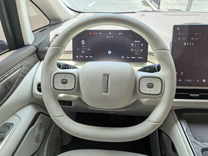 Wey 80 Hybrid, 2025 — фото 9 из 9