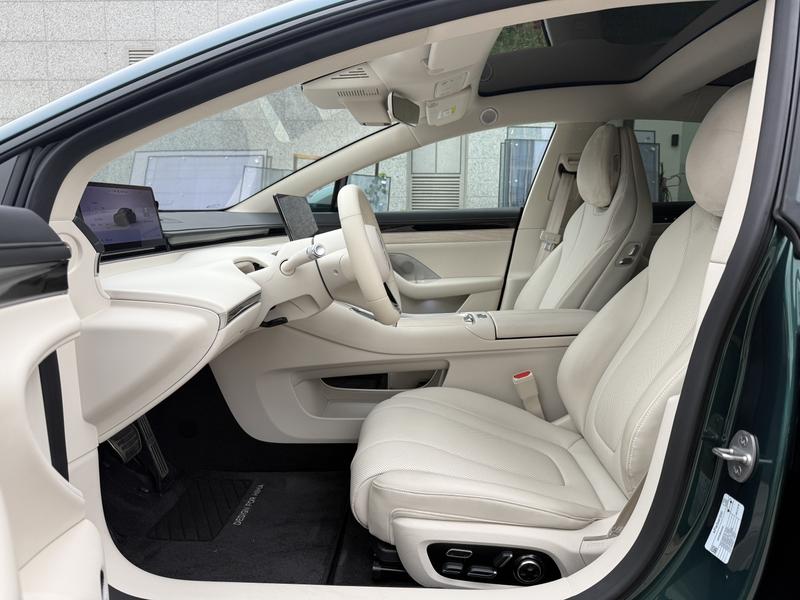 Luxeed S7, 2025 — фото 11 из 12