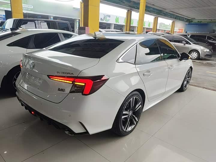 Honda Integra, 2023 — фото 7 из 9