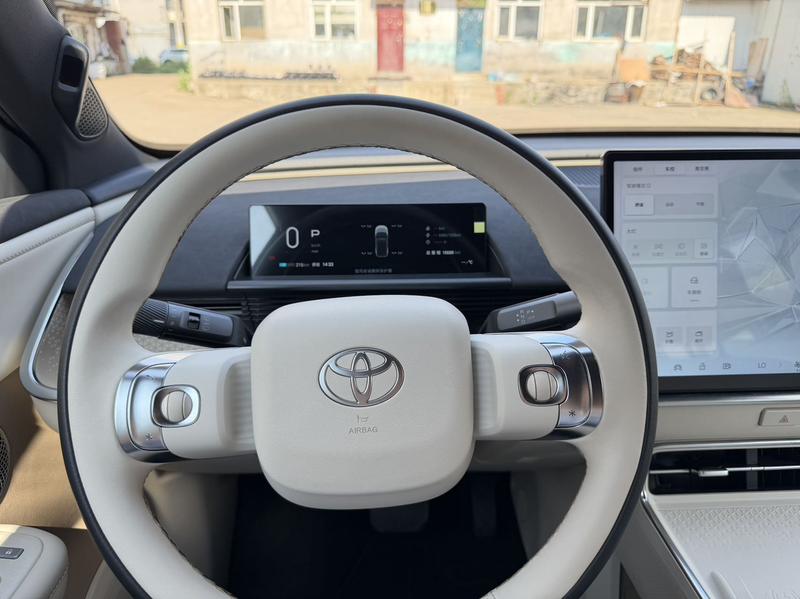 Toyota bZ3X, 2025 — фото 11 из 12