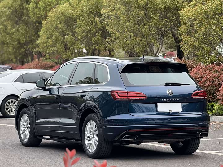 Volkswagen Touareg, 2022 — фото 3 из 9