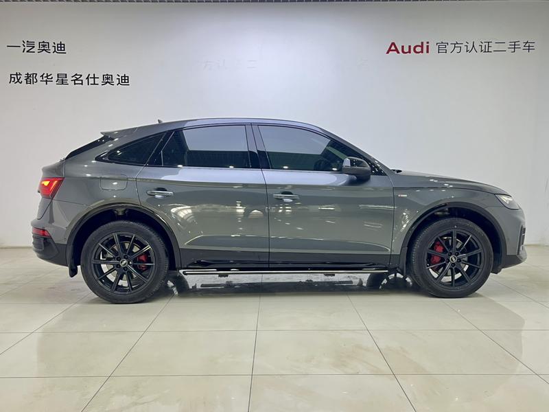 Audi Q5L Sportback, 2025 — фото 5 из 12
