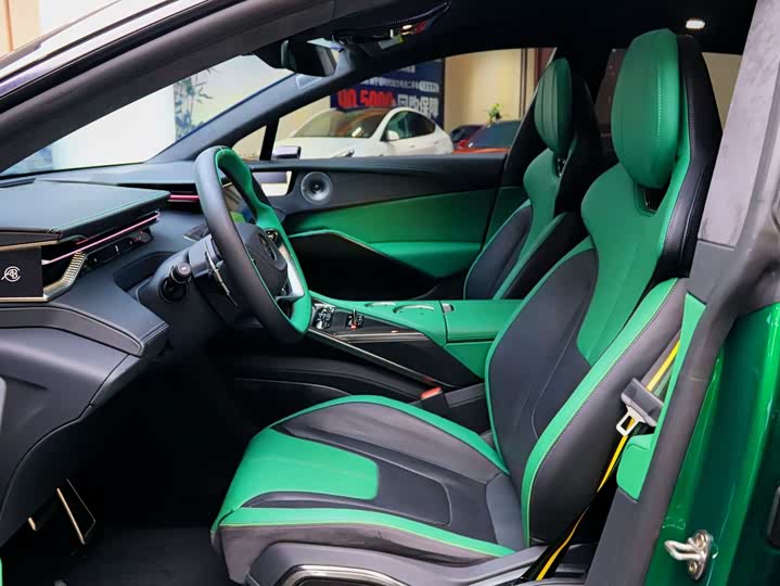 Lotus Eletre, 2023 — фото 5 из 9