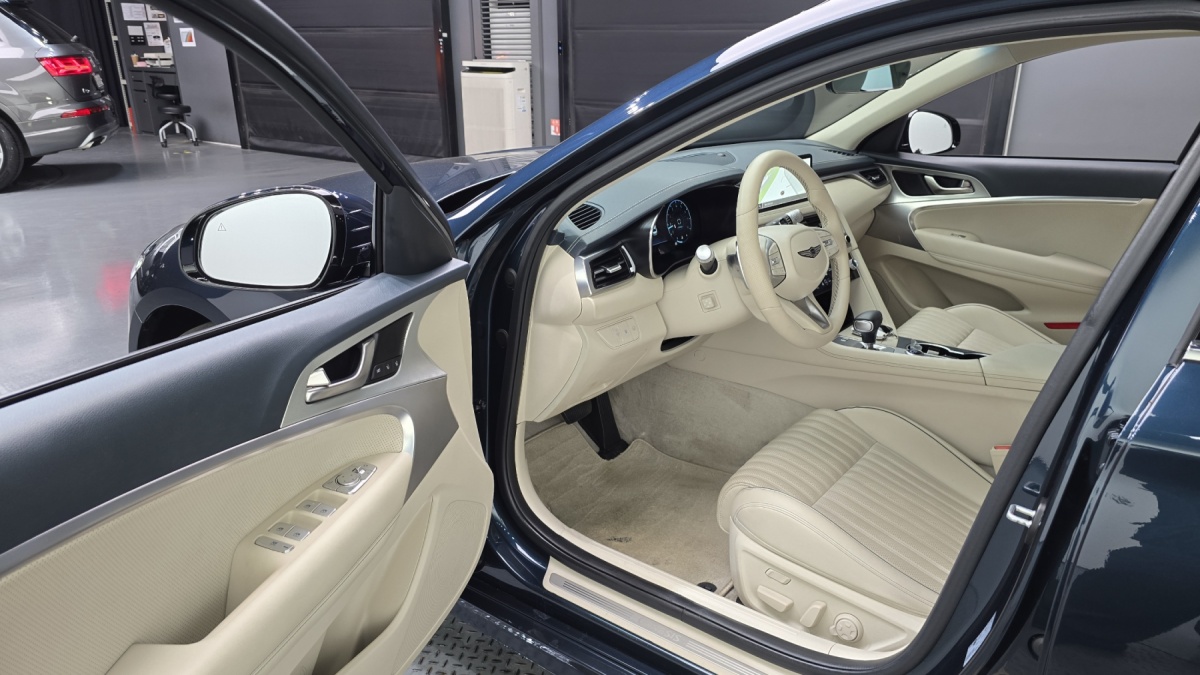 Genesis G70, 2023 — фото 10 из 12
