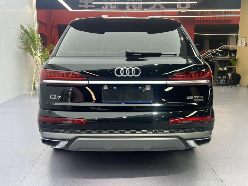 Audi Q7, 2023 — фото 5 из 12