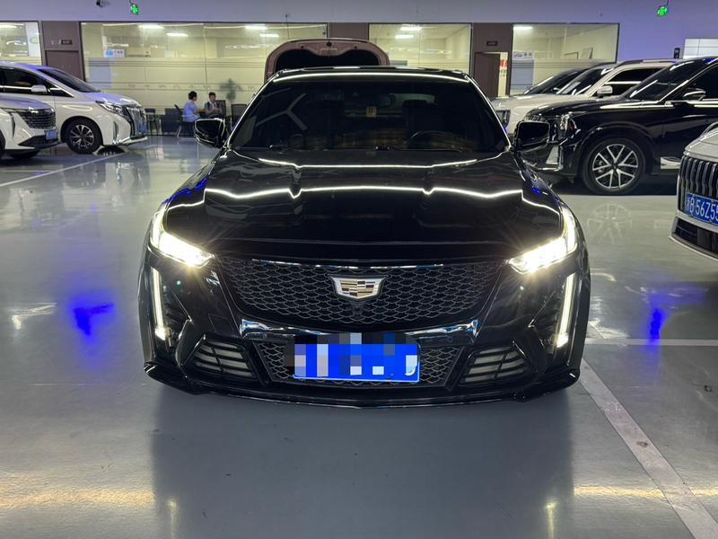 Cadillac CT5, 2023 — фото 2 из 12