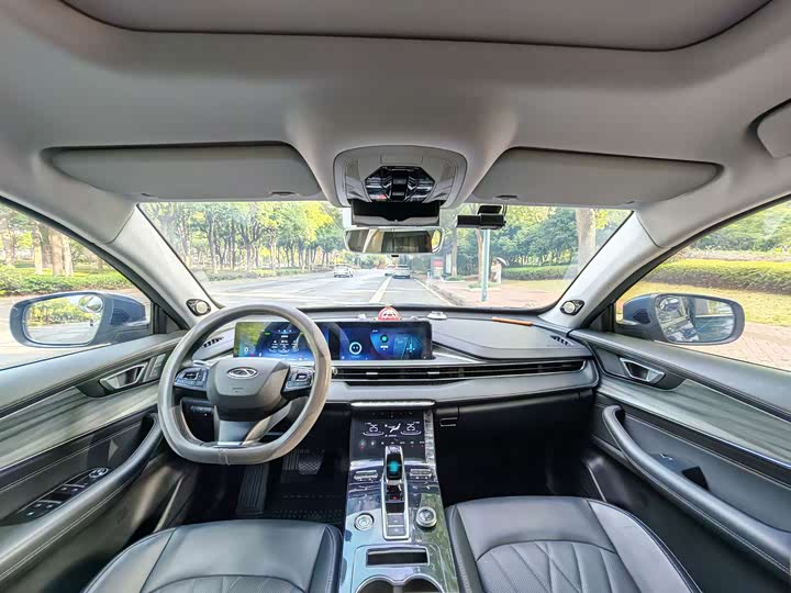 Chery Tiggo 8 Plus Hybrid, 2023 — фото 6 из 9