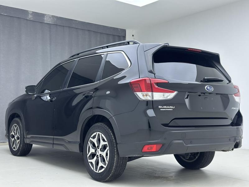Subaru Forester, 2022 — фото 4 из 12