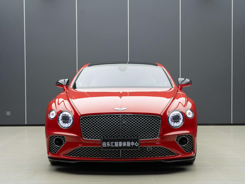Bentley Continental GT, 2022 — фото 2 из 12