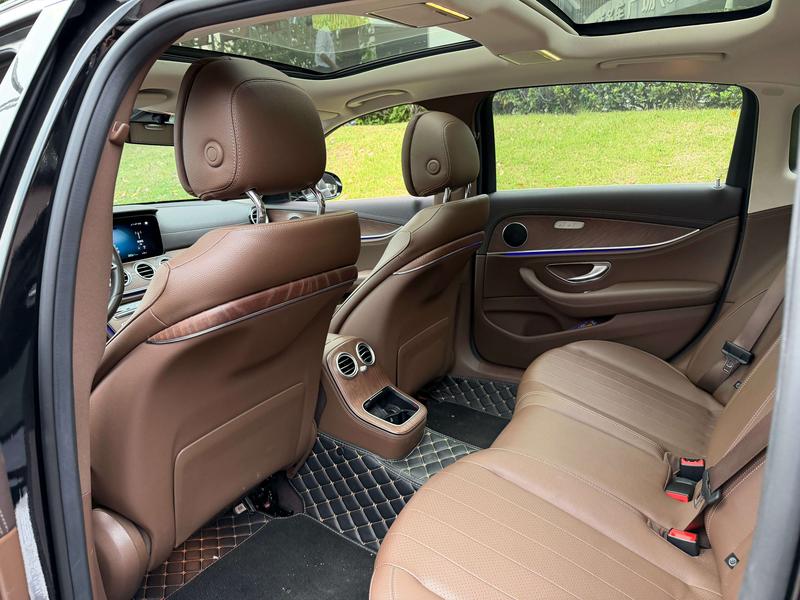 Mercedes-Benz E-Class, 2022 — фото 10 из 12