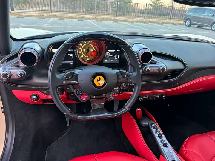 Ferrari F8, 2023 — фото 7 из 7