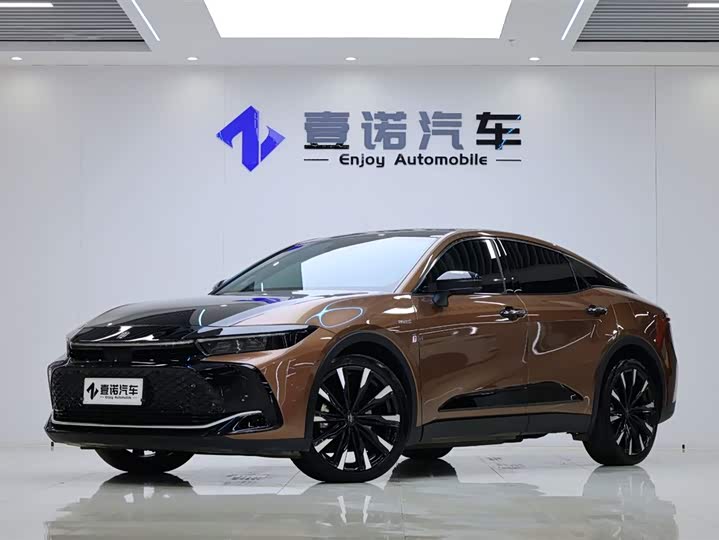 Toyota Crown SportCross, 2023 — купить в Орле под ключ