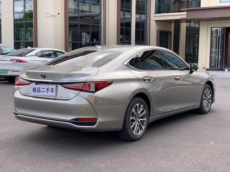 Lexus ES, 2023 — фото 6 из 12