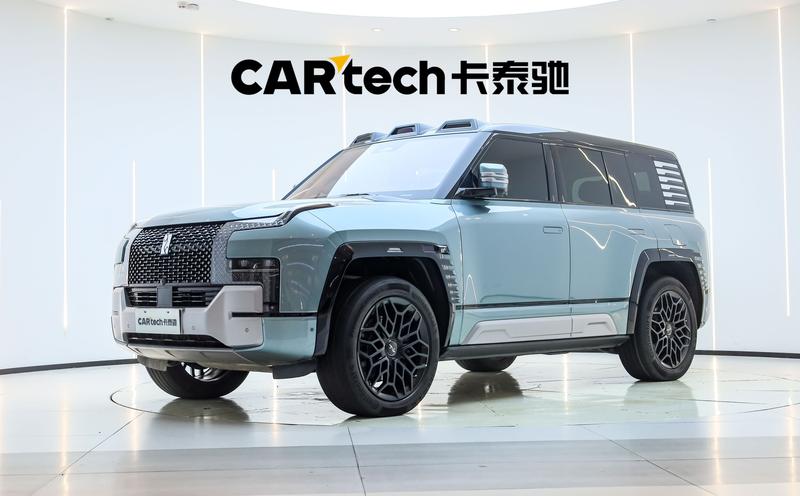 BYD Yangwang U8, 2023 — купить в Курске под ключ
