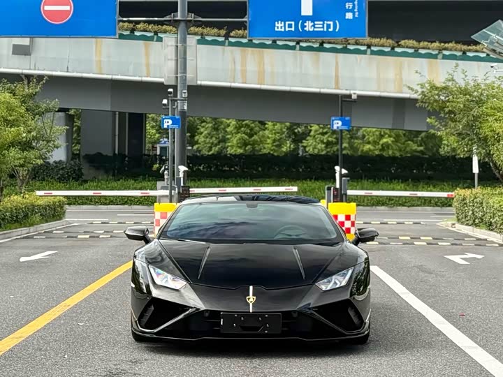 Lamborghini Huracán, 2023 — купить в Белгороде под ключ