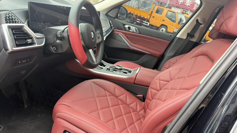 BMW X5, 2025 — фото 8 из 10