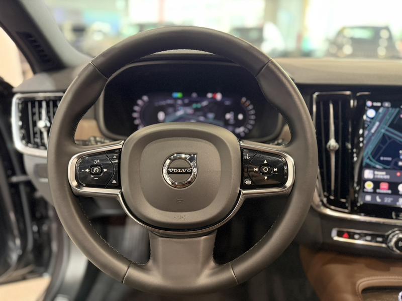 Volvo V90, 2023 — фото 10 из 12