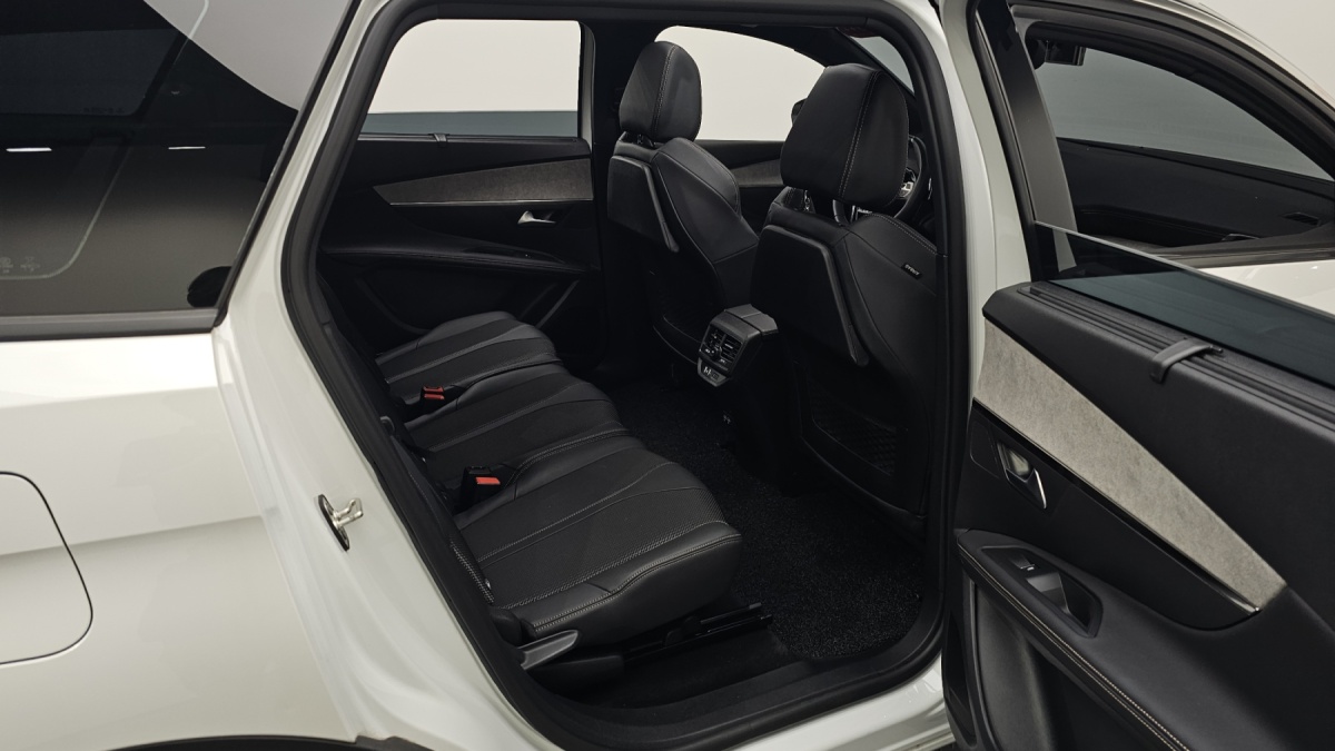 Peugeot 5008, 2022 — фото 12 из 12