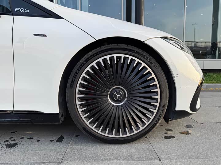 Mercedes-Benz EQS AMG, 2025 — фото 7 из 9