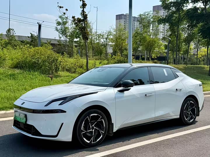 Lynk & Co 07 EM-P Hybrid, 2024 — купить в Самаре под ключ