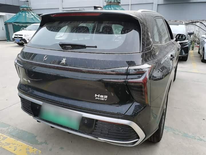Hongqi HS3 Hybrid, 2025 — фото 7 из 9