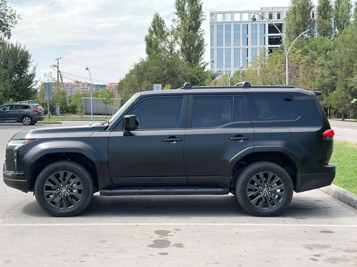 Lexus GX, 2025 — фото 12 из 12