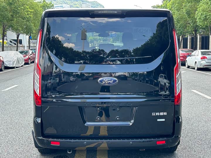 Ford Tourneo, 2021 — фото 5 из 9