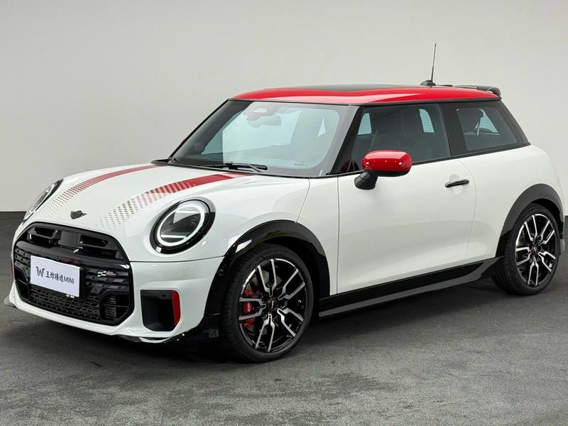 Mini Mini JCW, 2024 — купить в Воронеже под ключ
