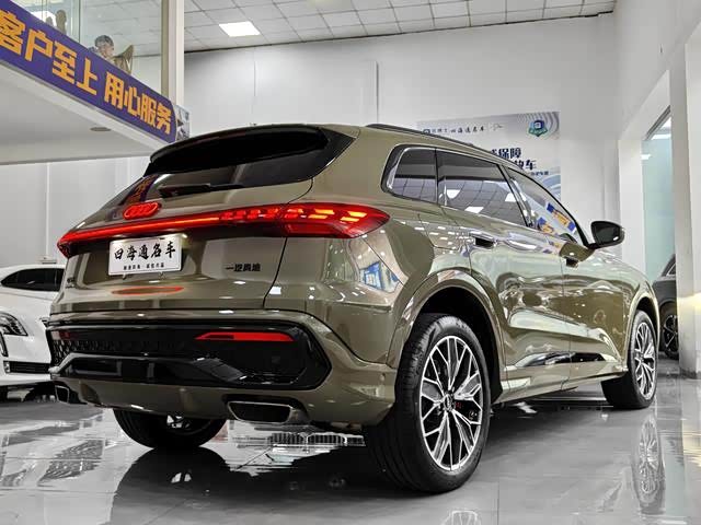 Audi Q5L, 2025 — фото 6 из 9