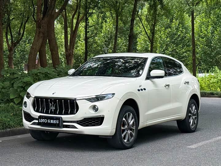 Maserati Levante, 2022 — купить в Оренбурге под ключ