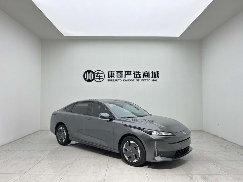 Changan Qiyuan (Nevo) A05, 2024 — фото 3 из 12
