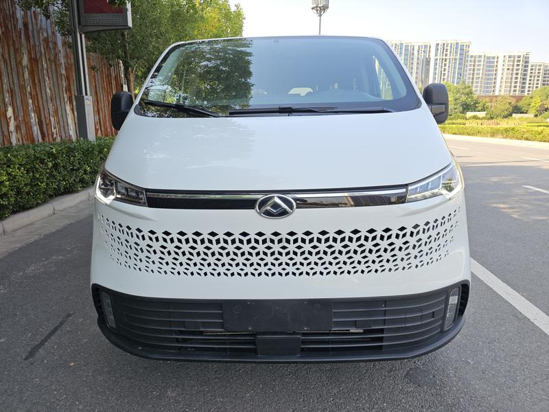 Maxus V70, 2024 — фото 2 из 12