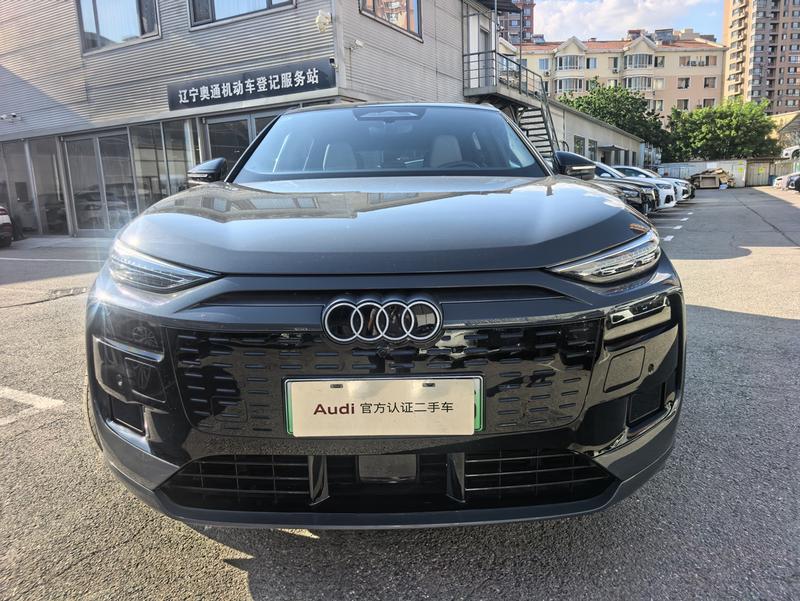 Audi Q6L e-tron, 2025 — фото 2 из 12