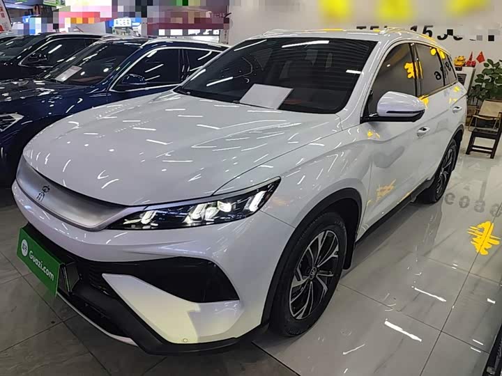 BYD Song Pro Hybrid, 2024 — фото 2 из 9