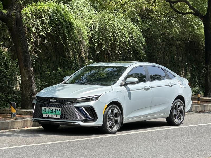 Geely Emgrand L Hi·P Hybrid, 2022 — купить в Перми под ключ