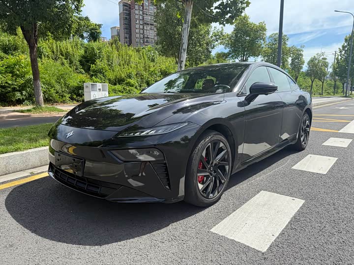 Dongfeng Yipai eπ 007, 2024 — купить в Воронеже под ключ