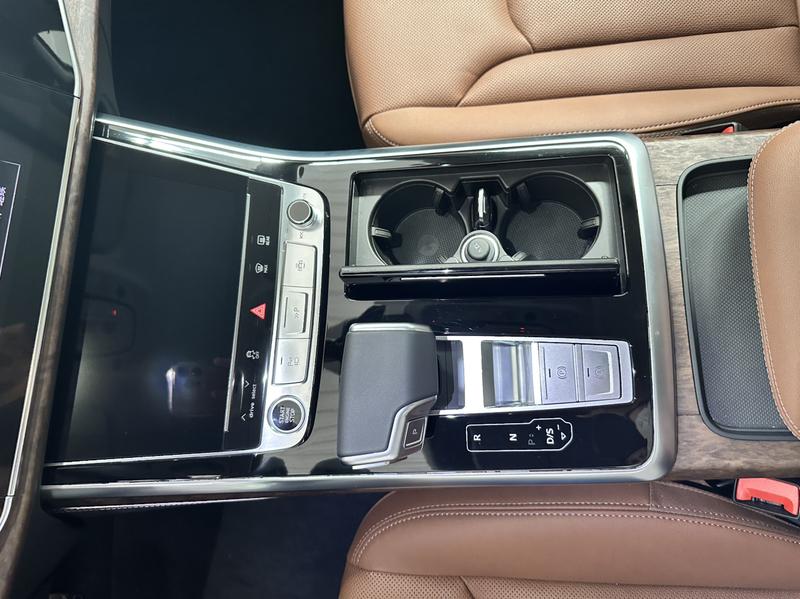 Audi Q7, 2025 — фото 9 из 12