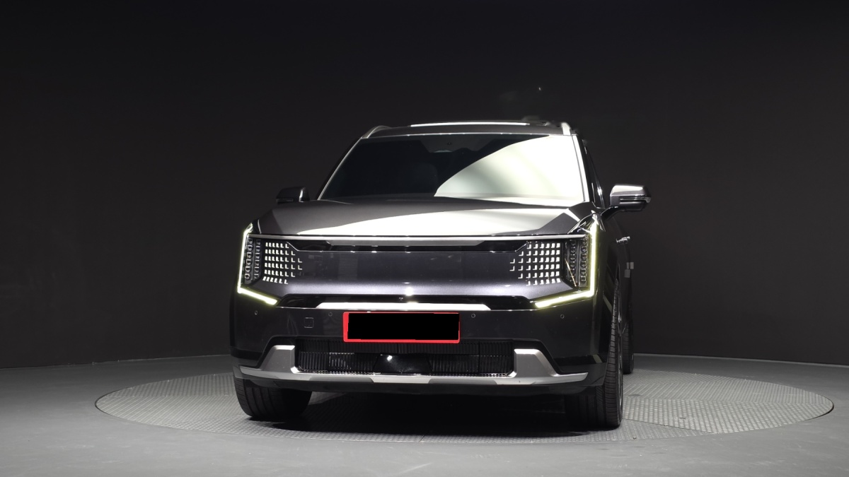 Kia EV9, 2023 — фото 3 из 12
