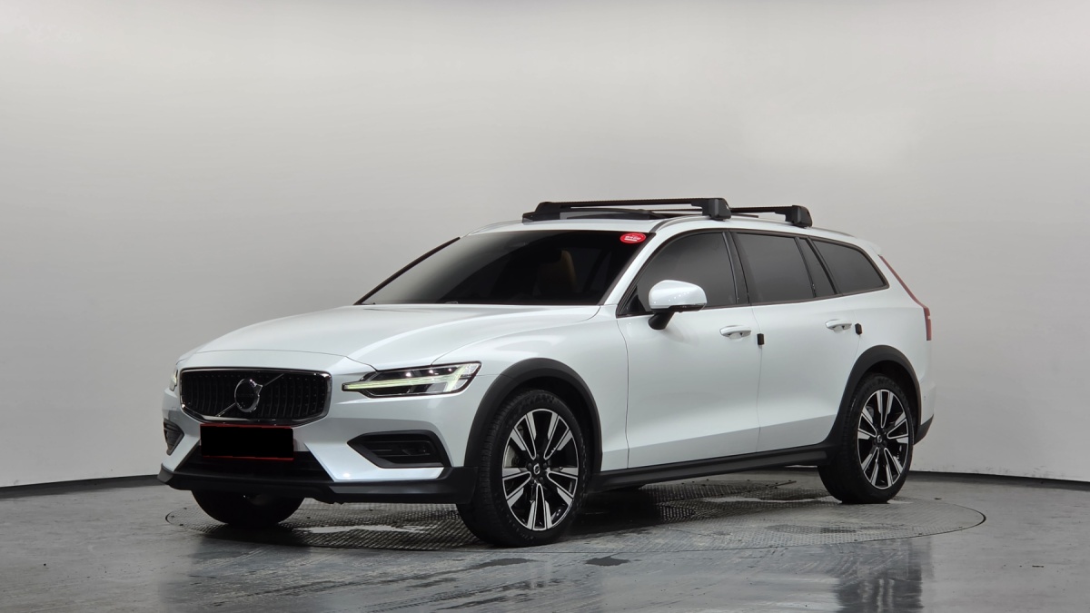Volvo V60, 2024 — купить в Самаре под ключ