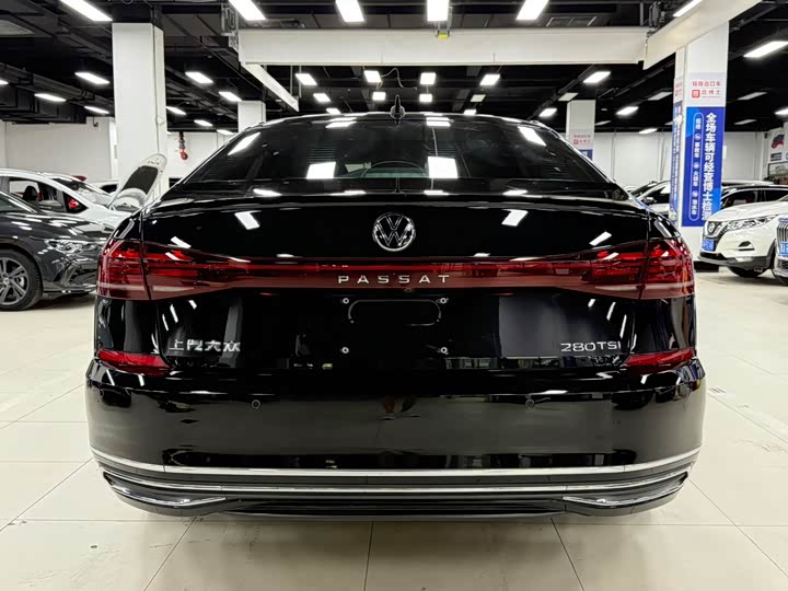 Volkswagen Passat, 2022 — фото 6 из 9