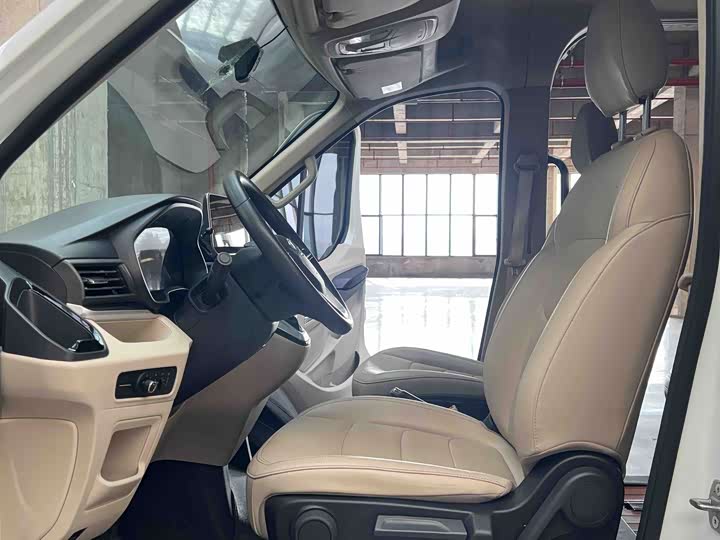 Maxus V90, 2023 — фото 6 из 9