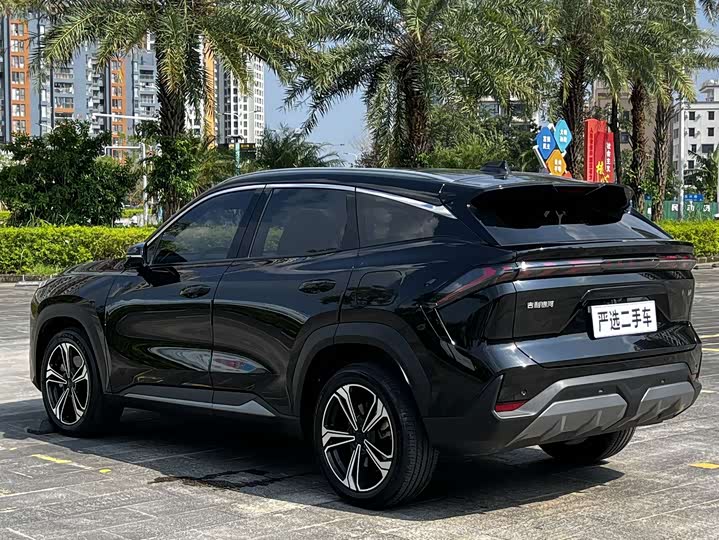 Geely Galaxy L7, 2024 — фото 9 из 9